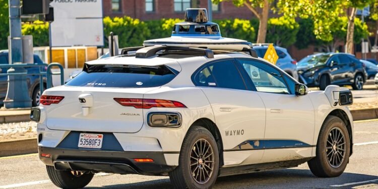 Robotaxis receive approval to operate in San Francisco 24/7