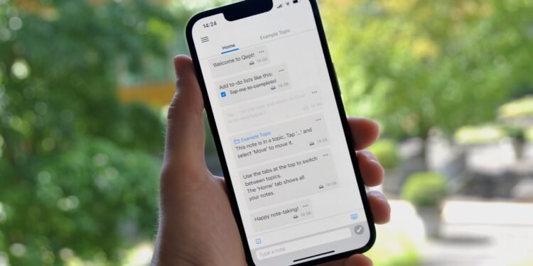 Qept is a simple iOS note-taking app that is all about texting yourself