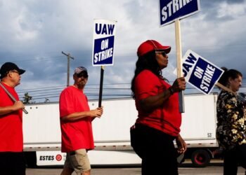 Workers Demand Job Security in the Autonomous, Electrified Future of Transport