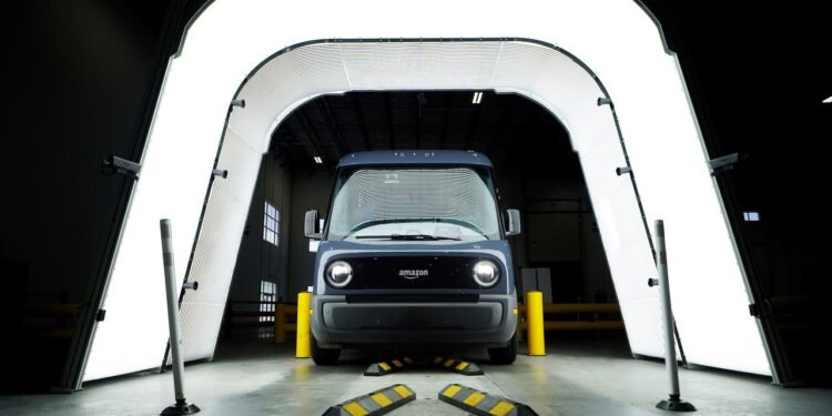 Amazon’s AI-Powered Van Inspections Give It a Powerful New Data Feed