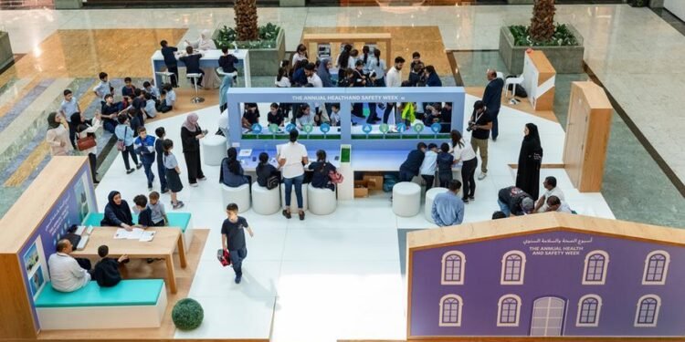 DEWA organises the 16th Public Health and Safety Week