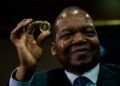 Zimbabwe moves to cushion its economy with gold-backed tokens