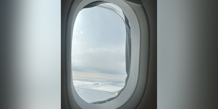 Plane Takes Off With Broken Windows, Makes Emergency Landing
