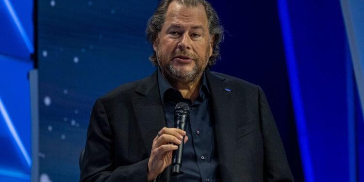 Salesforce CEO Benioff Eyes OpenAI Talent Post-Altman Firing