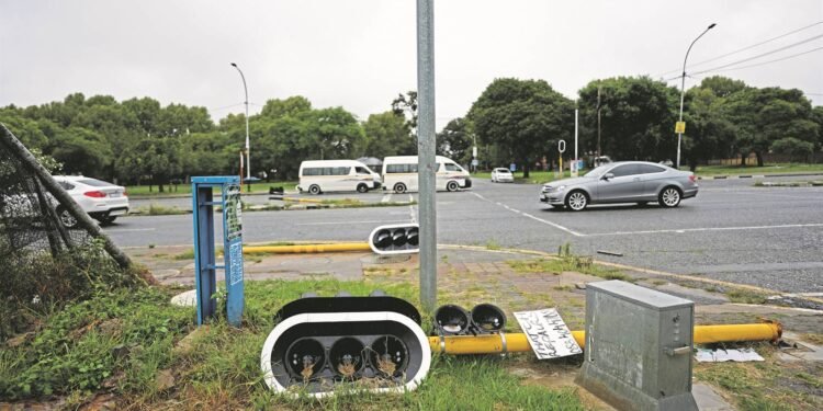 Gauteng sees surge in acts of vandalism targeting traffic signals