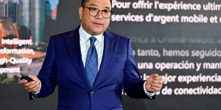 Bruce Xun from Huawei: Embracing digital intelligence and accelerating operations transformation with telecom + AI