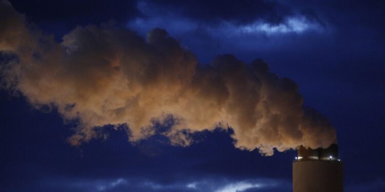 China burned more fossil fuels in 2023 despite green push
