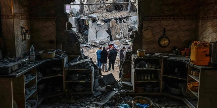 Israel pounds Gaza as fears grow of push into Rafah