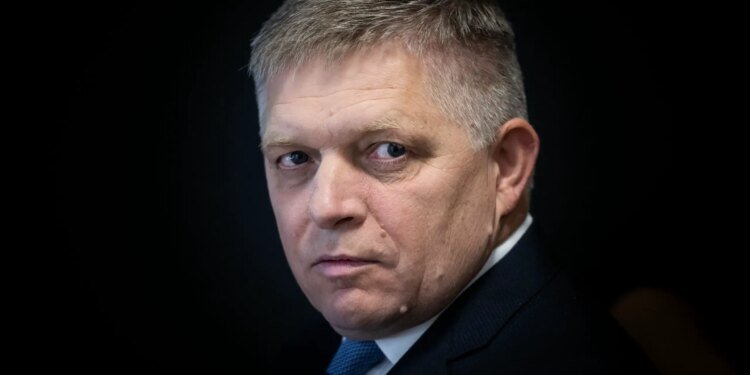 Slovak PM Claims EU, NATO States Mulling Sending Troops to Ukraine