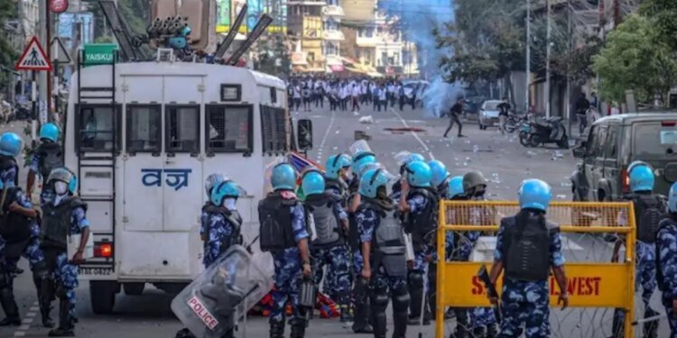 Two Killed After Fresh Clashes in Restive Indian State
