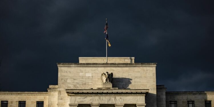 Fed gets more reasons to delay interest-rate cuts