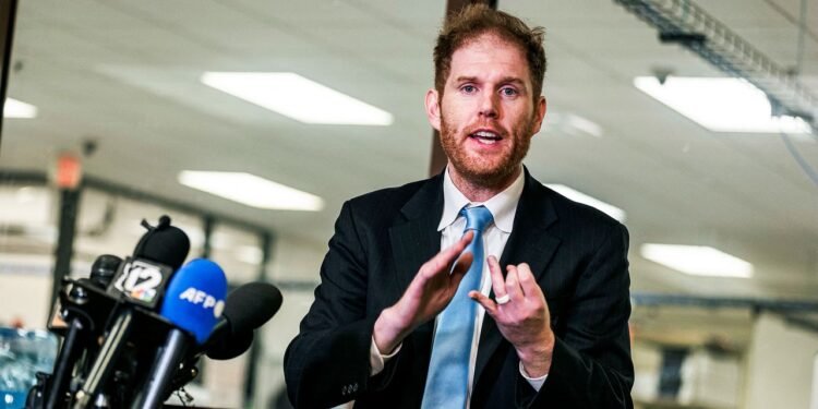 Meet the Arizona Election Official Combating Misinformation One Tweet at a Time