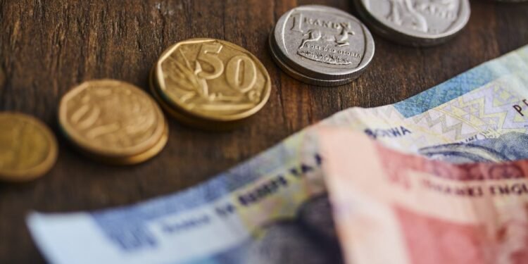 Rand edges higher ahead of rate decision