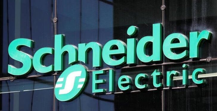 Schneider, DataVolt to bring next-gen data centres to Saudi Arabia
