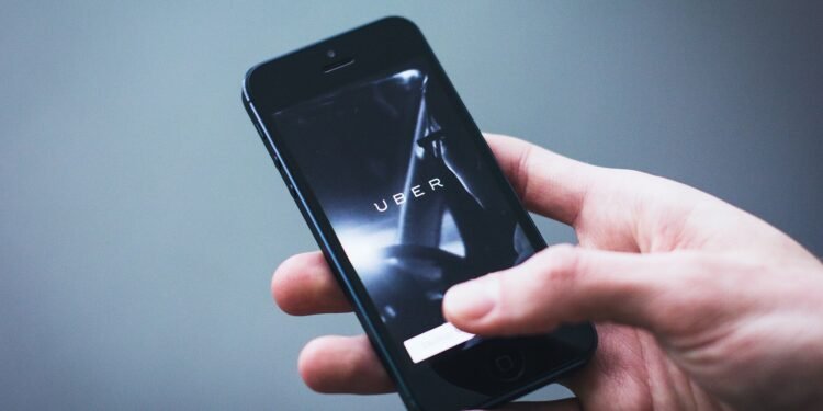 AI-enhanced collective bargaining tools could help gig workers solve problems