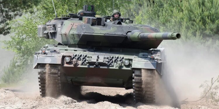 KNDS Introduces Advanced Leopard, Leclerc Main Battle Tank Concepts