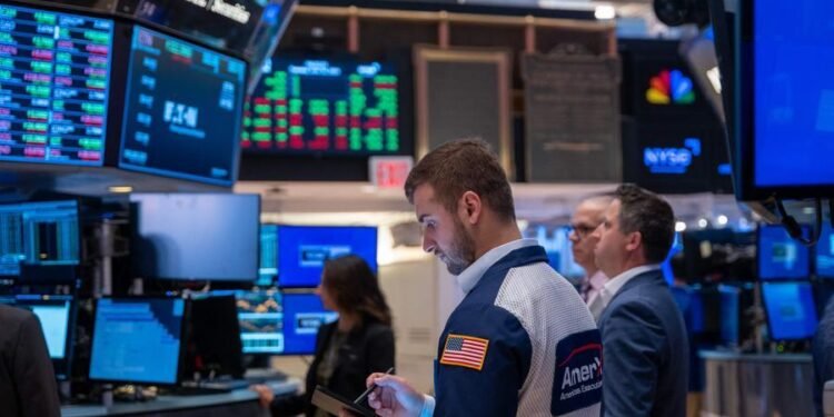 Stock markets mostly rise after tech rebound