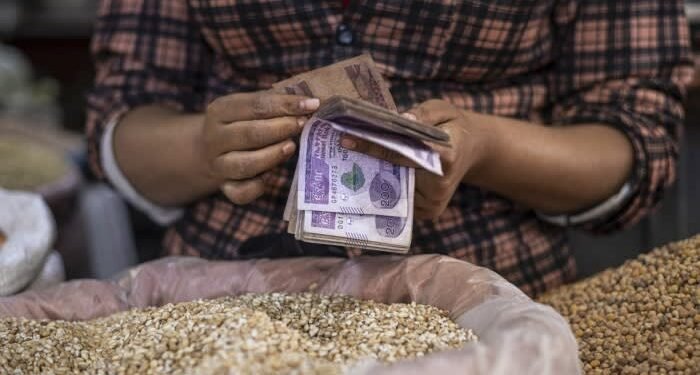 Ethiopia floats currency as it seeks to secure IMF deal