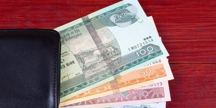 Ethiopia floats currency to attract investors amidst IMF talks