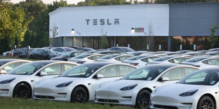 Did Tesla Remove Elon Musk’s Master Plan From Its Website?