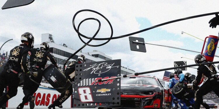 Nascar Pit Crews Are Using AI for the Perfect Pit Stop