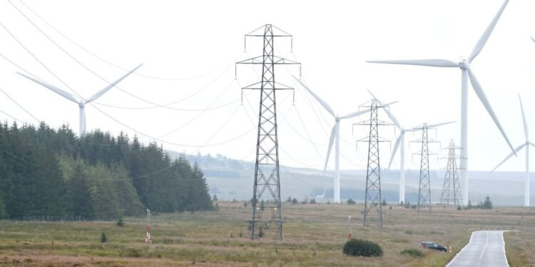 SSEN welcomes poll saying Scotland accepts need for new pylons
