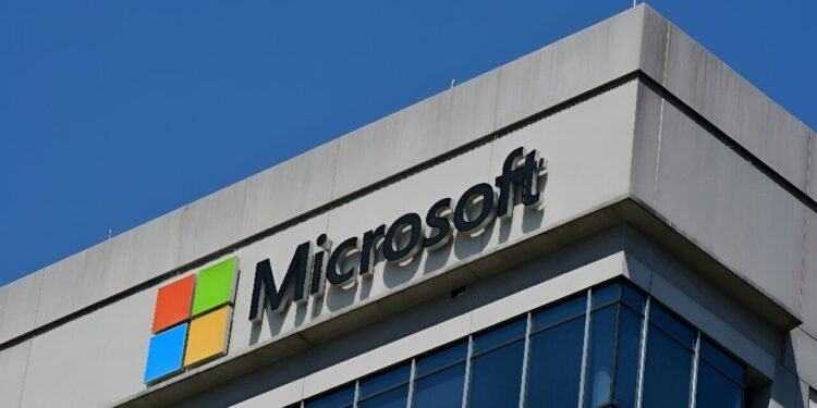 AI chatbots must learn to say ‘help!’ says Microsoft exec