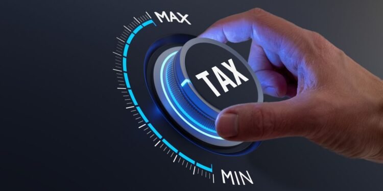 How to Structure Retirement Income to Tamp Down Taxes
