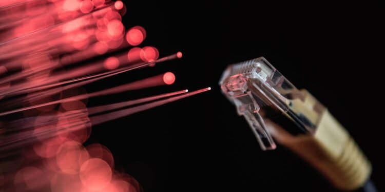 A Mysterious Hacking Group Has 2 New Tools to Steal Data From Air-Gapped Machines