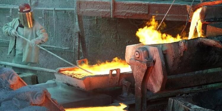 China opens up copper blending business to private firms, sources say