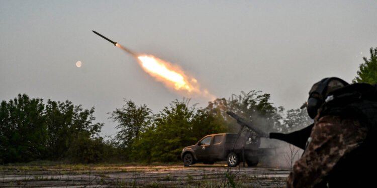 US Admiral Admits Ukraine, Israel Military Aid Affecting Readiness for China