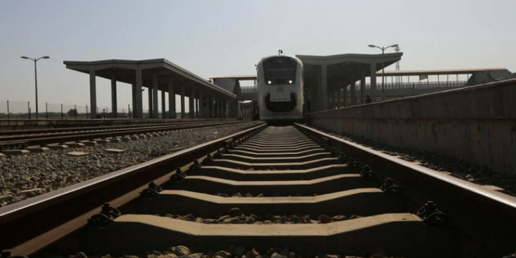 China supports Nigeria’s rail project with $255 million loan