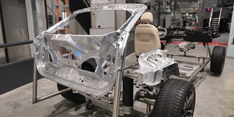 Europe Wanted to Lead the World on EVs. Its Carmakers Can’t Keep Up