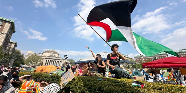 Columbia Alumni, Faculty Work to Deport and Arrest Student Protesters