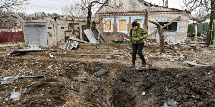 Russia and Ukraine Trade Blame for Attack on Kursk School