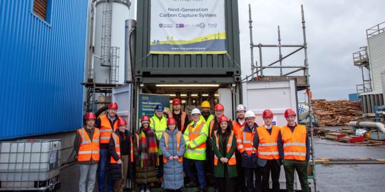 Trial turns paper mill carbon emissions into detergent