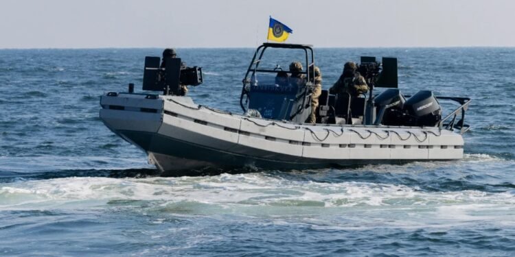 Ukraine Receives T-12 Speedboat Funded Through Crowdsourcing