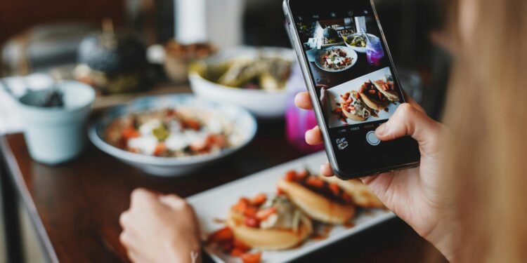 AI food scanner turns phone photos into nutritional analysis