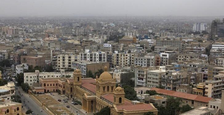 Pakistan nearing $4.4bln loan to ease power sector debt