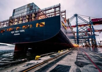 China vows retaliation as US tariffs spark global market fears