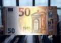 Euro zone yields steady as traders shrug off Trump, reflect on economy