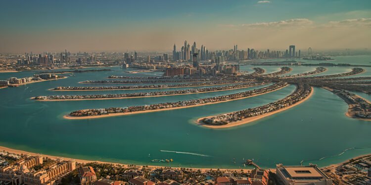 Dubai real estate sector recorded $6bn of transactions last week, including $16m Palm Jumeirah apartment