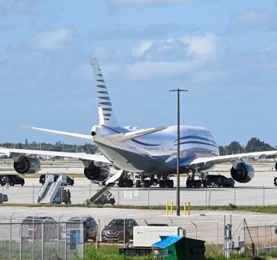 Hegseth to Air Force: Figure out how to modify Qatari jet