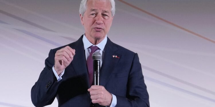 JPMorgan Chase Will Allow Clients to Buy Bitcoin