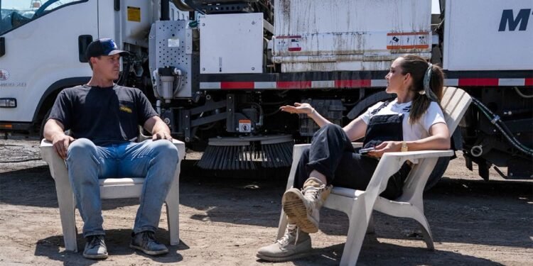 Millions of Small Businesses Will Soon Be for Sale. Here’s How Smart Entrepreneurs Are Cashing In