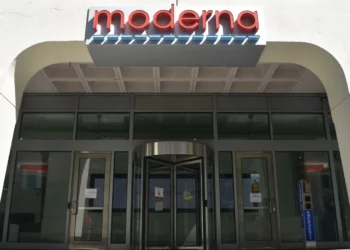 Moderna combination flu, COVID shot delayed amid FDA scrutiny