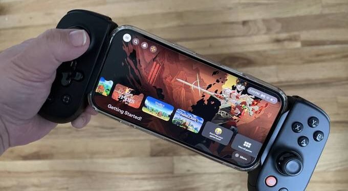 The Backbone Pro controller makes mobile gaming worth the hassle