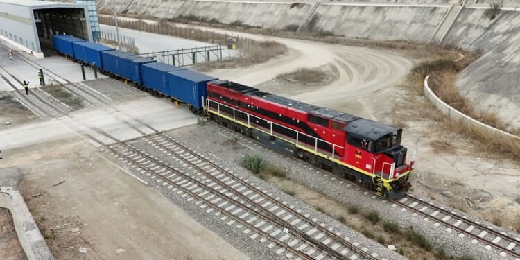 U.S. diplomats in Africa will be rated on commercial deals struck, not aid spent