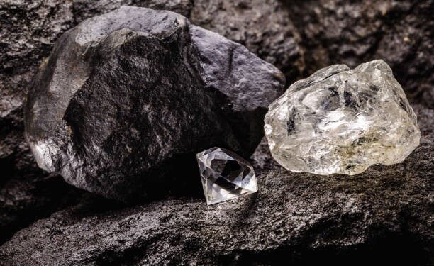 Africa’s largest diamond producer cuts 2025 diamond output, citing market challenges