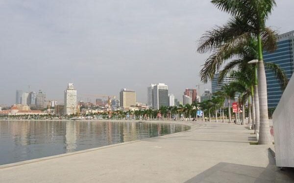 Eutelsat OneWeb launches earth station in Angola